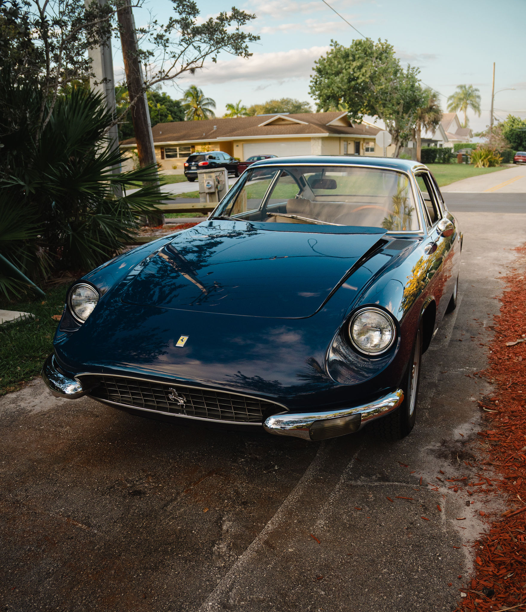 1969 Ferrari 365 GT 2+2 Exterior 6