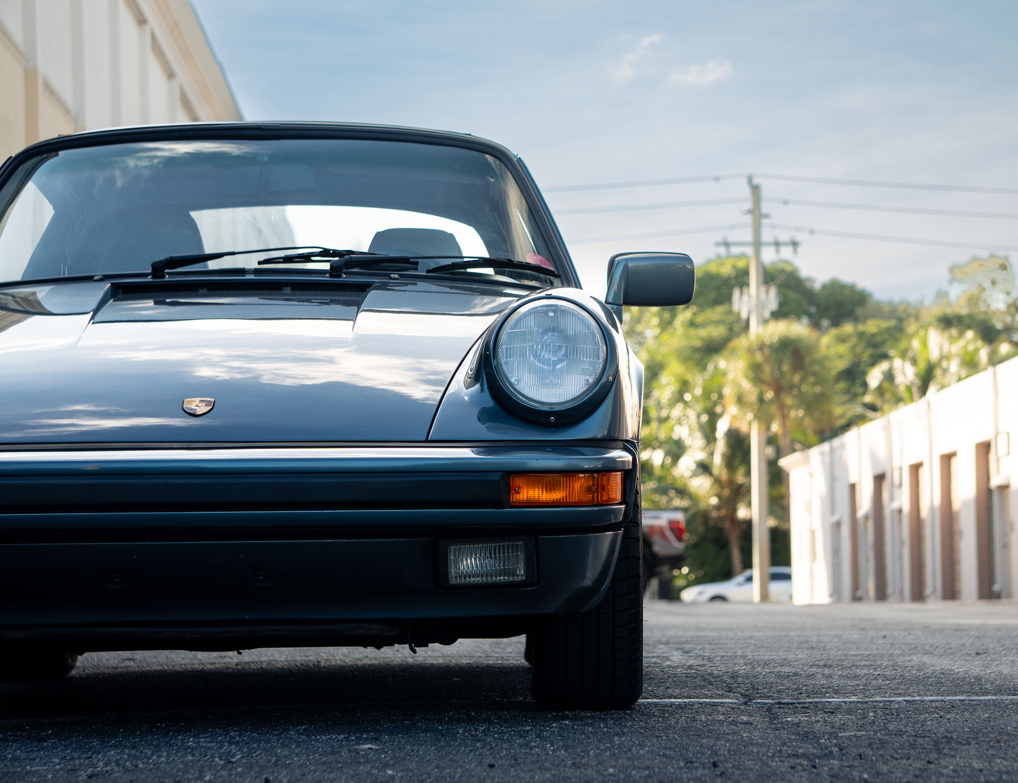 1987 Porsche 911 Carrera Exterior 3