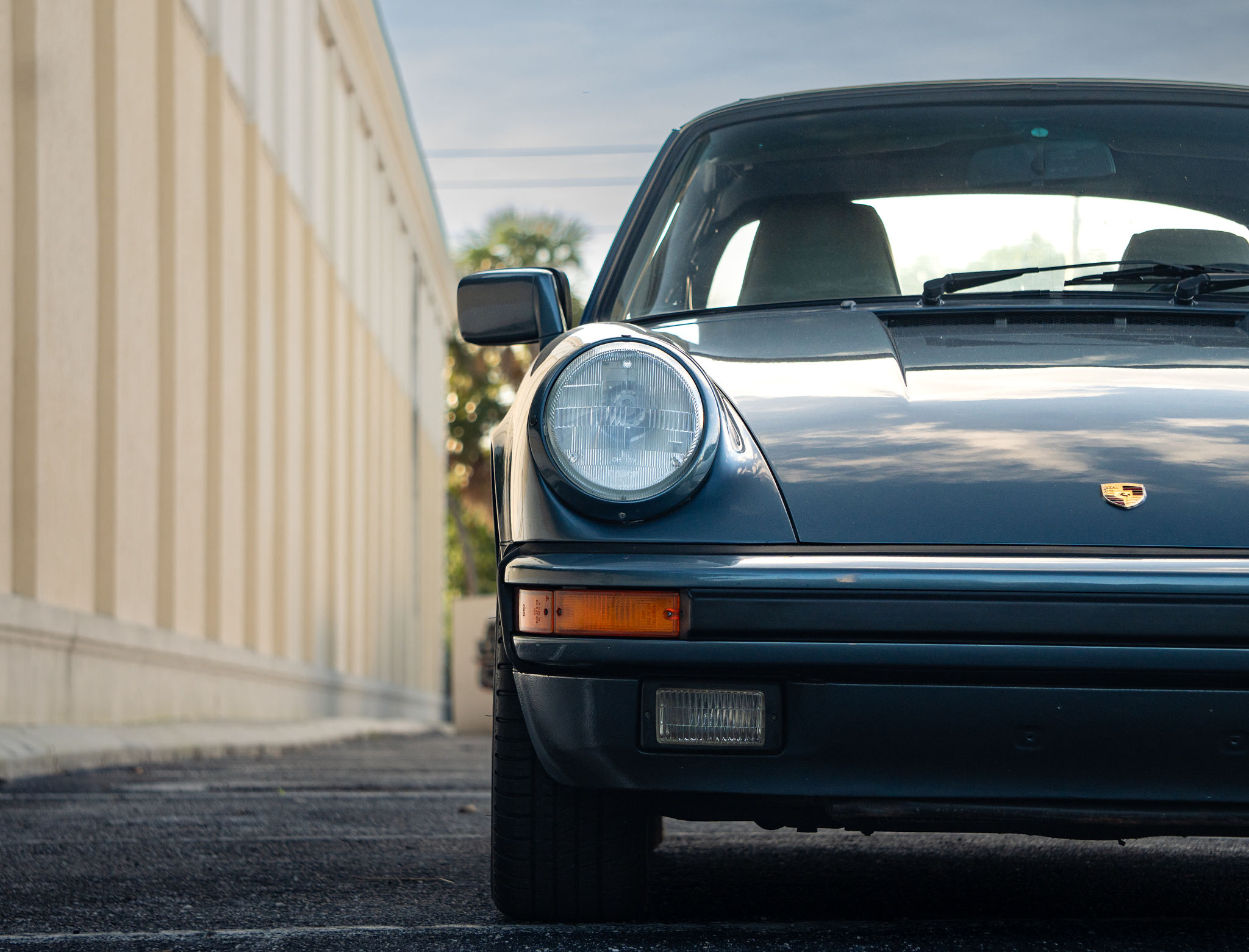 1987 Porsche 911 Carrera Exterior 4