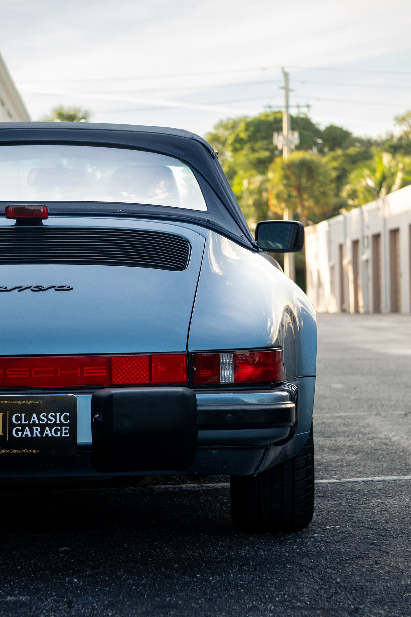 1987 Porsche 911 Carrera Exterior 25