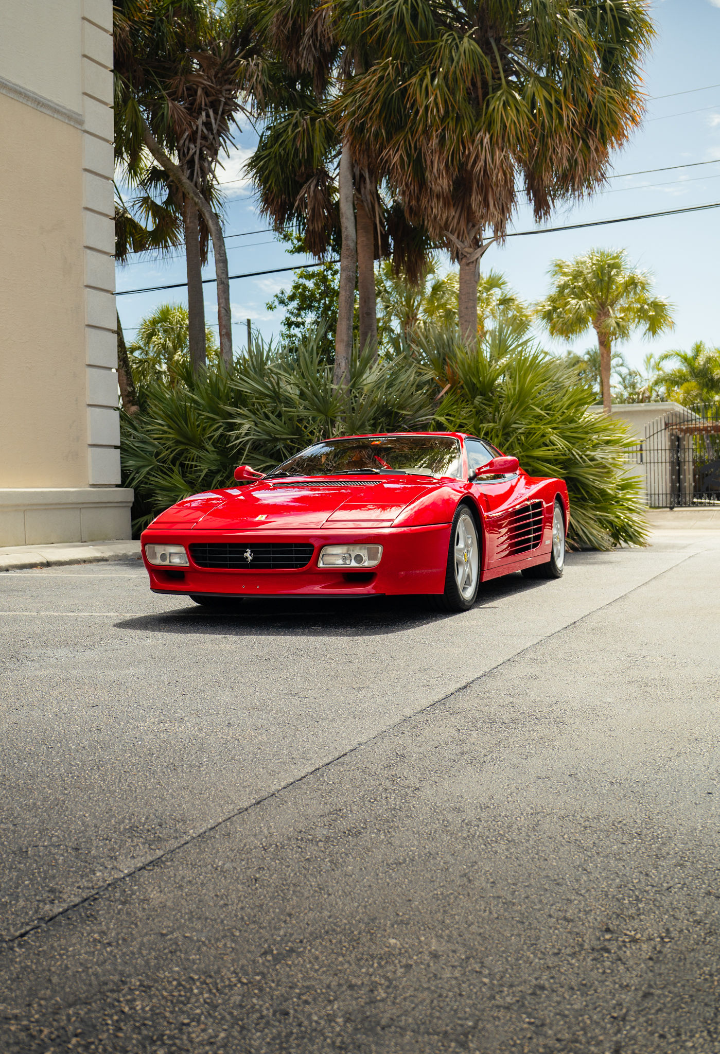 1994 Ferrari 512 TR Exterior 6
