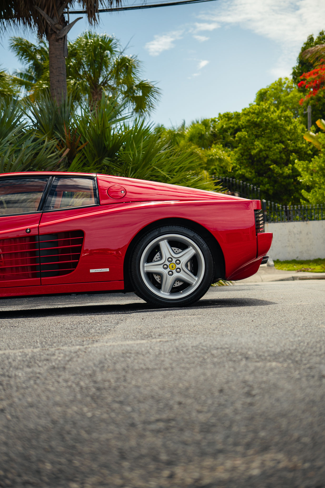 1994 Ferrari 512 TR Exterior 23