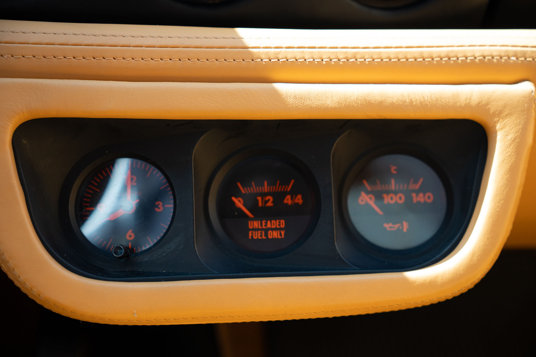 1994 Ferrari 512 TR Interior 62