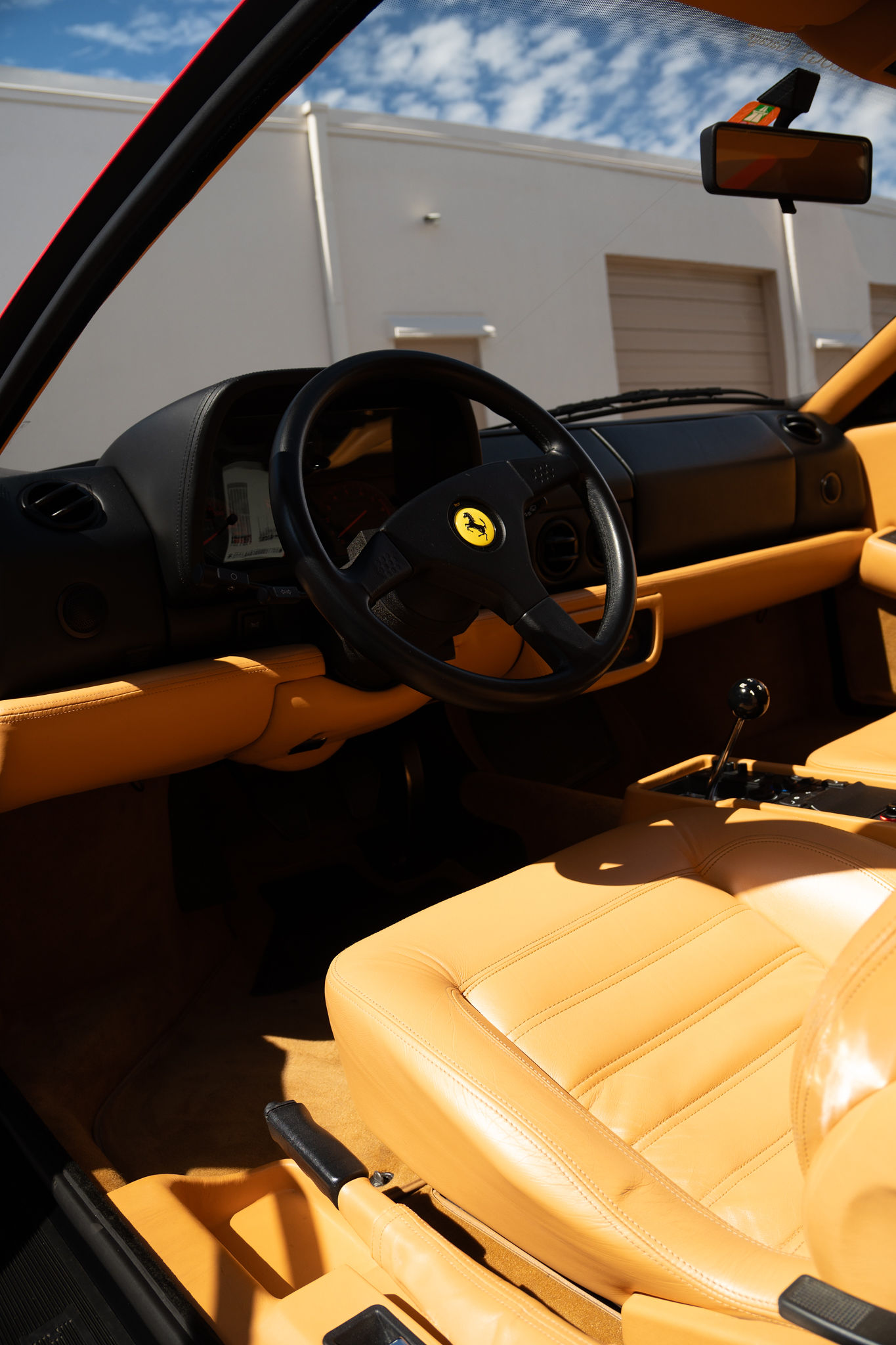 1994 Ferrari 512 TR Interior 65