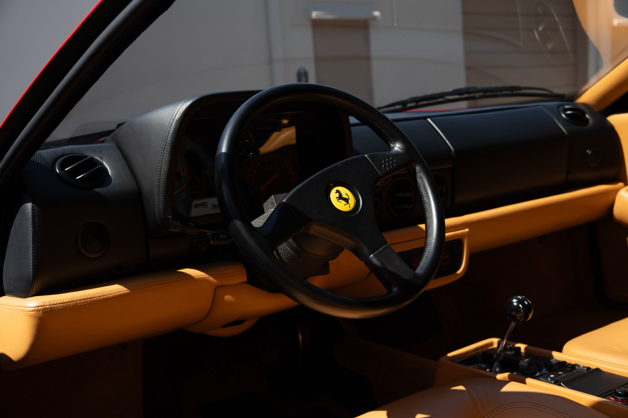 1994 Ferrari 512 TR Interior 67