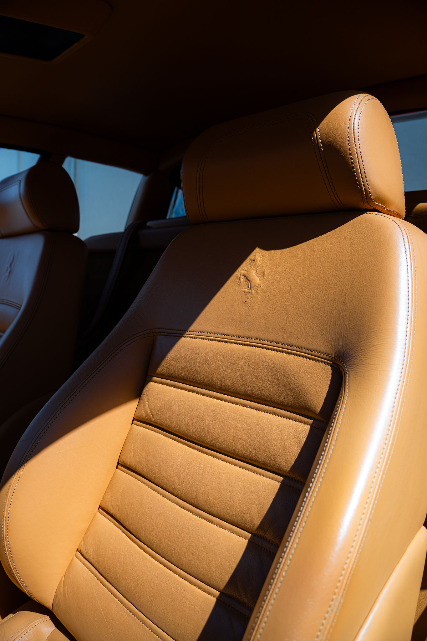 1994 Ferrari 512 TR Interior 73