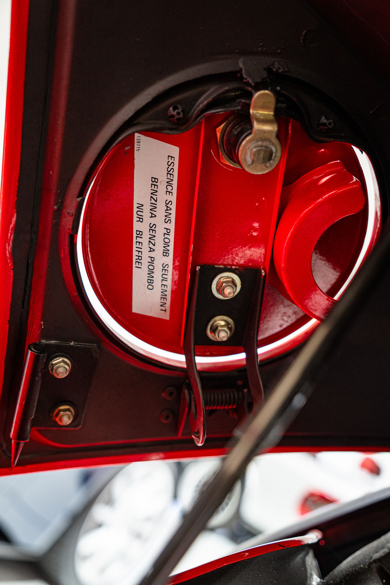 1994 Ferrari 512 TR Exterior 118