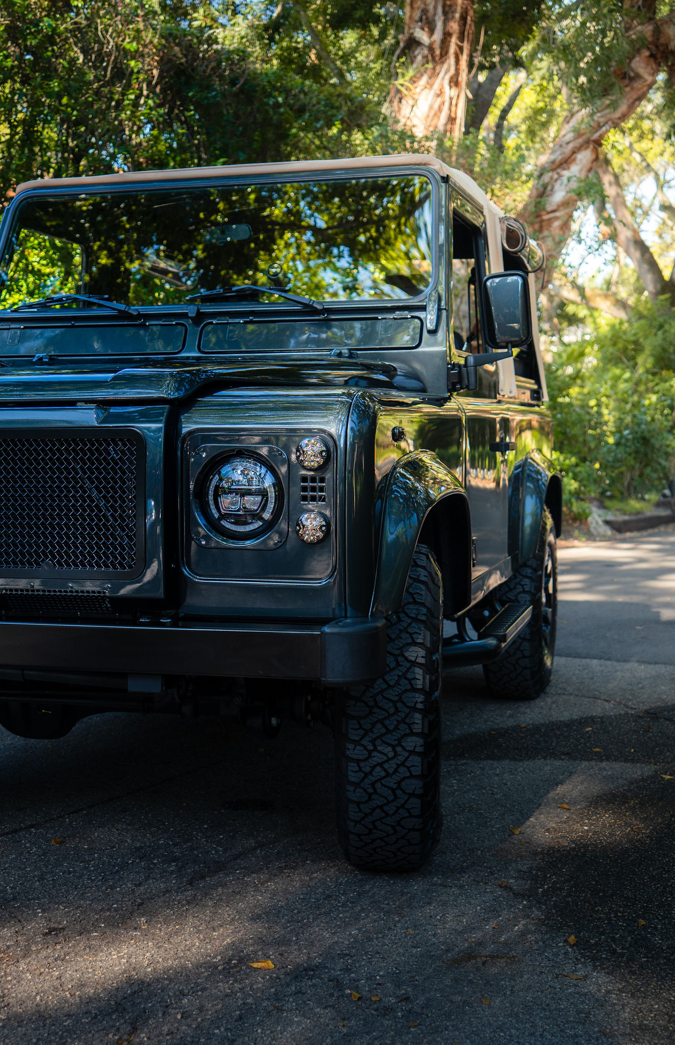 1998 Land Rover Defender 90 City Black Edition Exterior 18