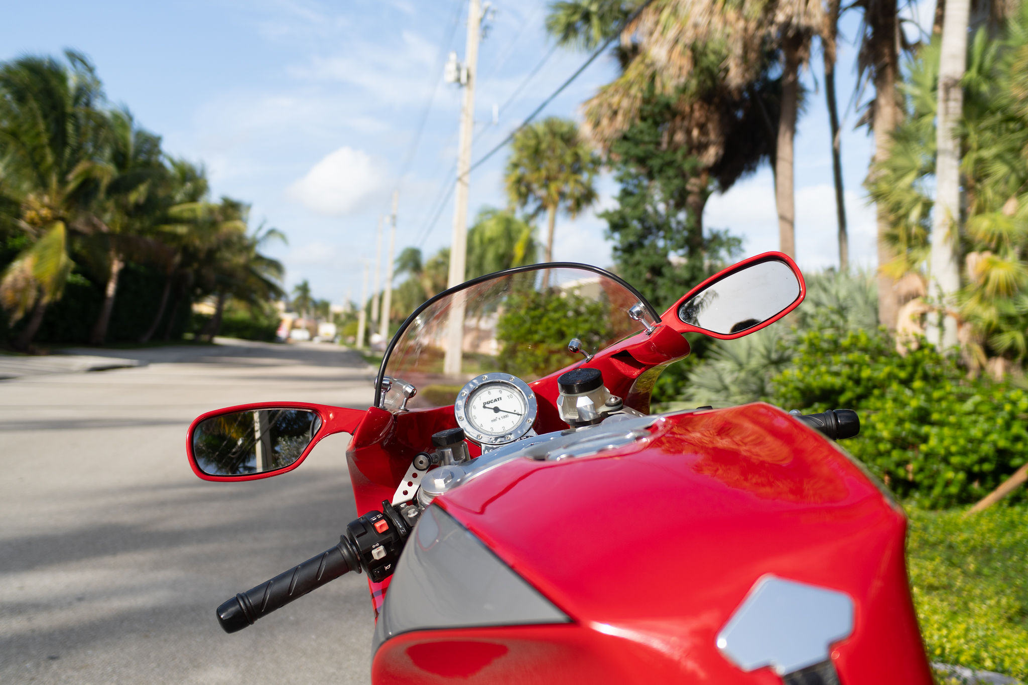 2002 Ducati MH900e #1154/2000 Exterior 11