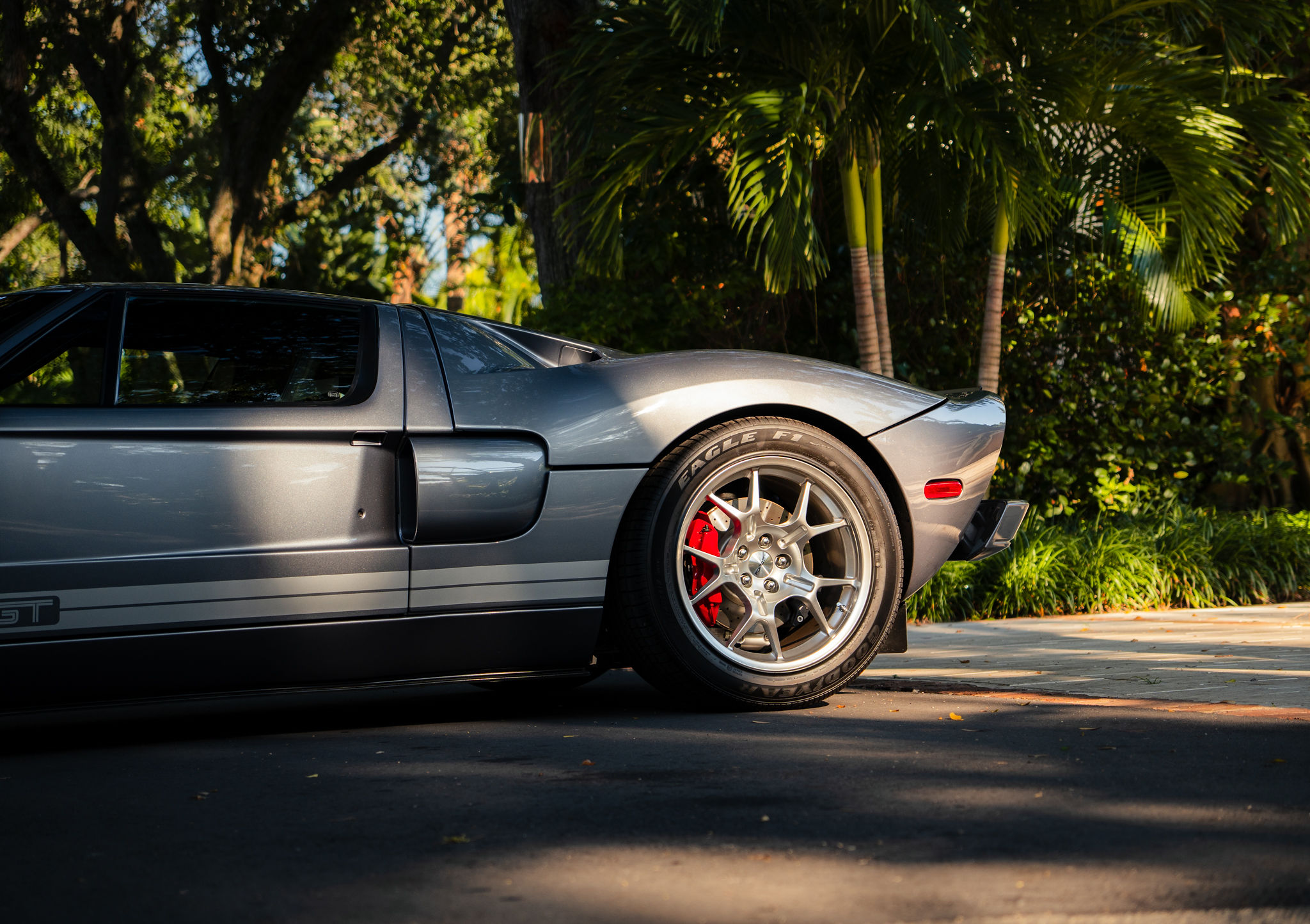 2006 Ford GT Exterior 68