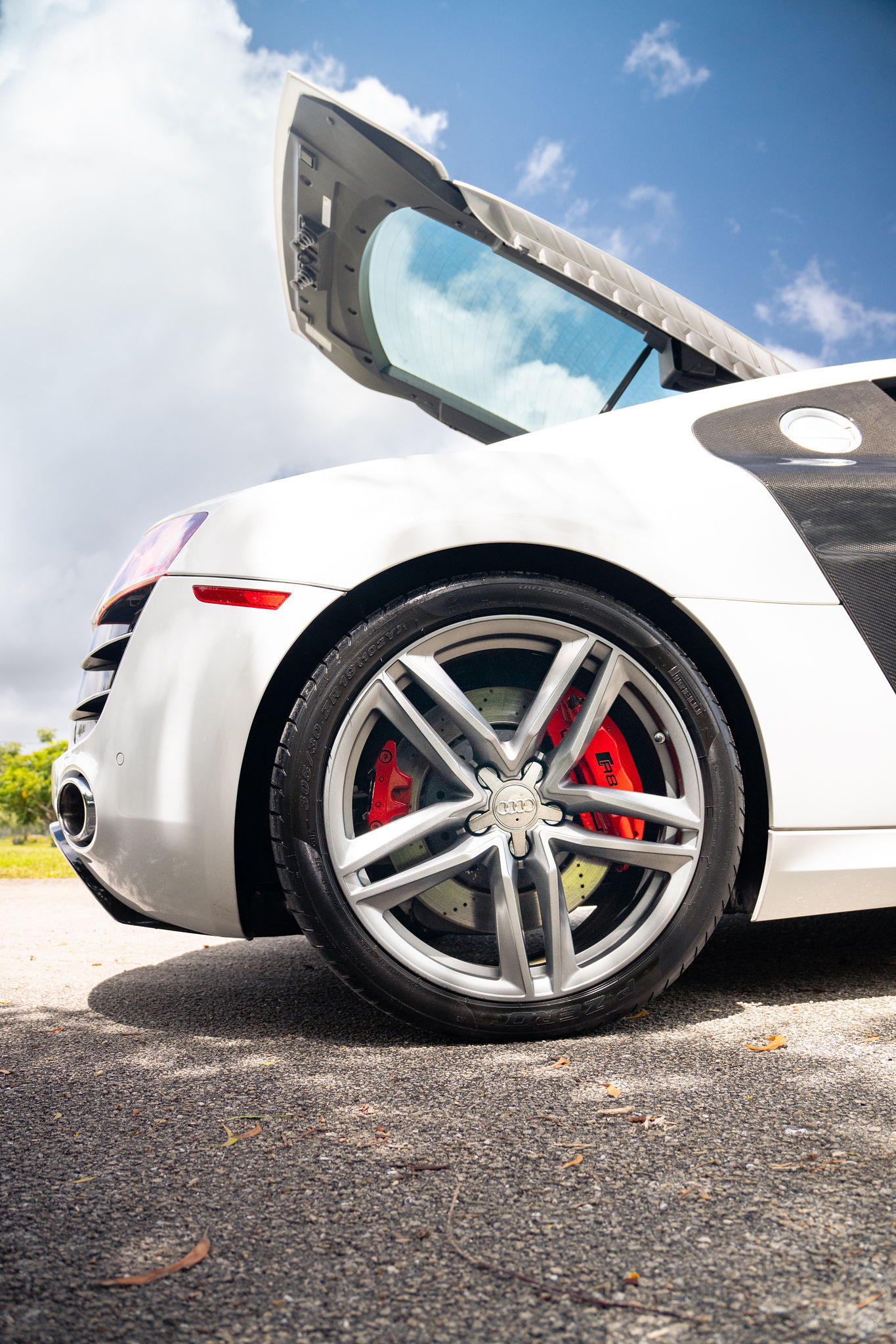 2012 Audi R8 V10 Exterior 34