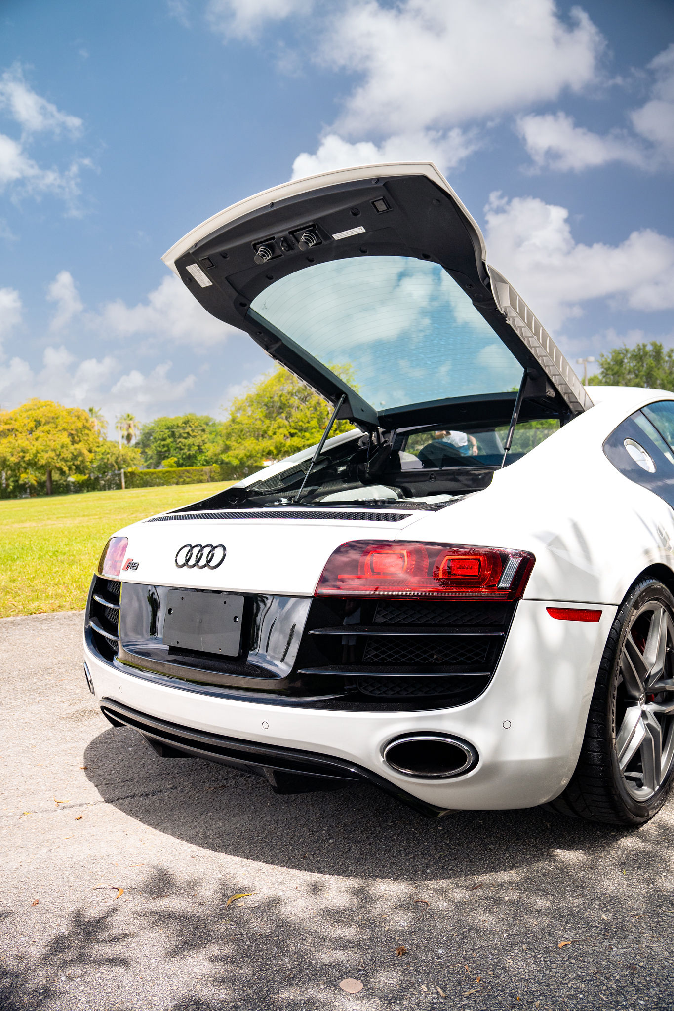 2012 Audi R8 V10 Exterior 35