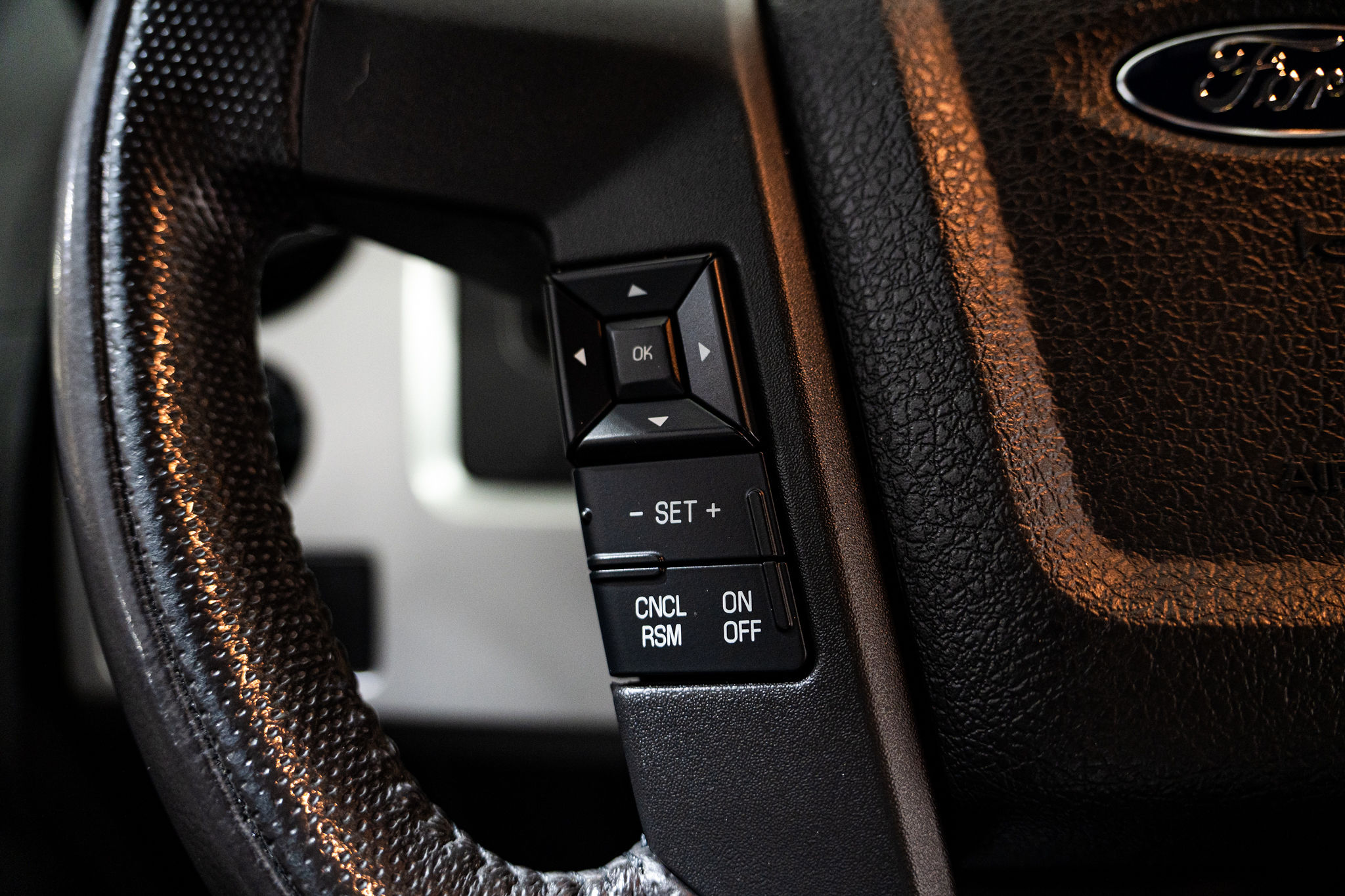 2014 Ford F-150 SVT Raptor Exterior 10