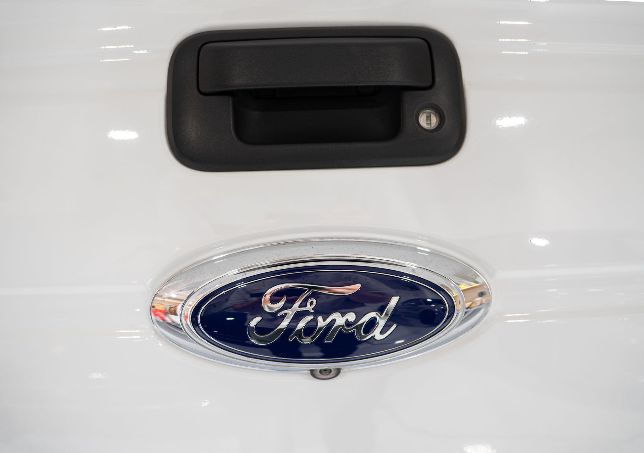 2014 Ford F-150 SVT Raptor Exterior 46