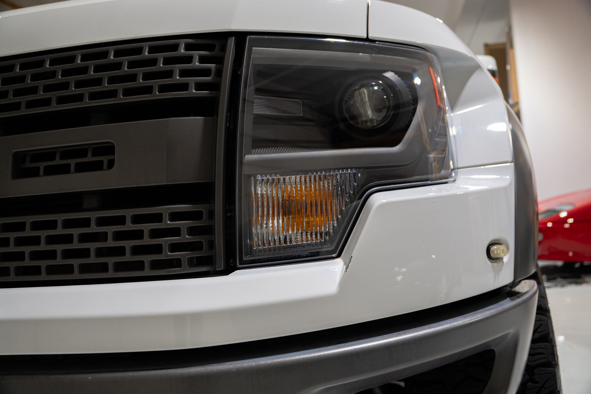 2014 Ford F-150 SVT Raptor Exterior 51