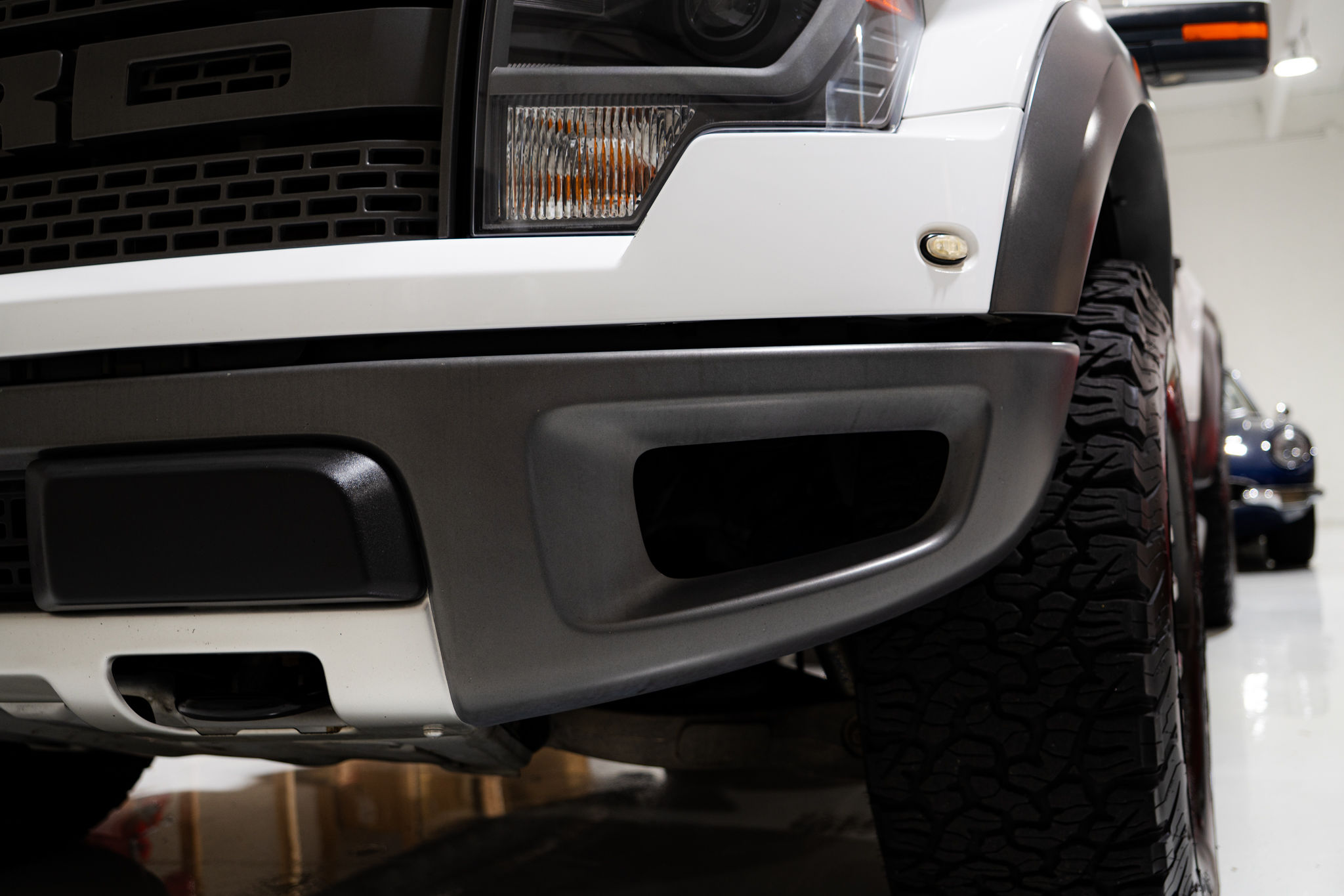 2014 Ford F-150 SVT Raptor Exterior 64