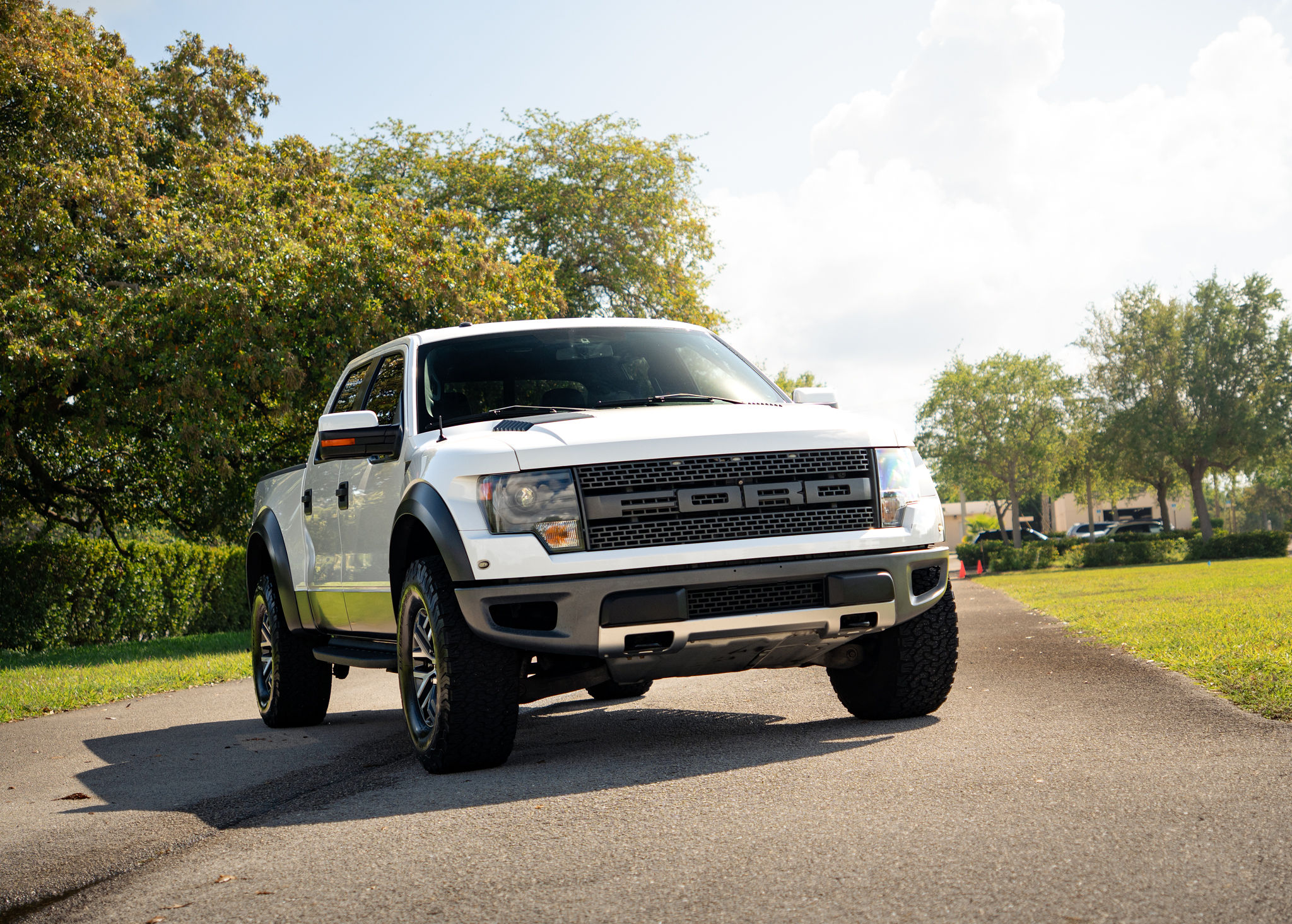 2014 Ford F-150 SVT Raptor Exterior 73
