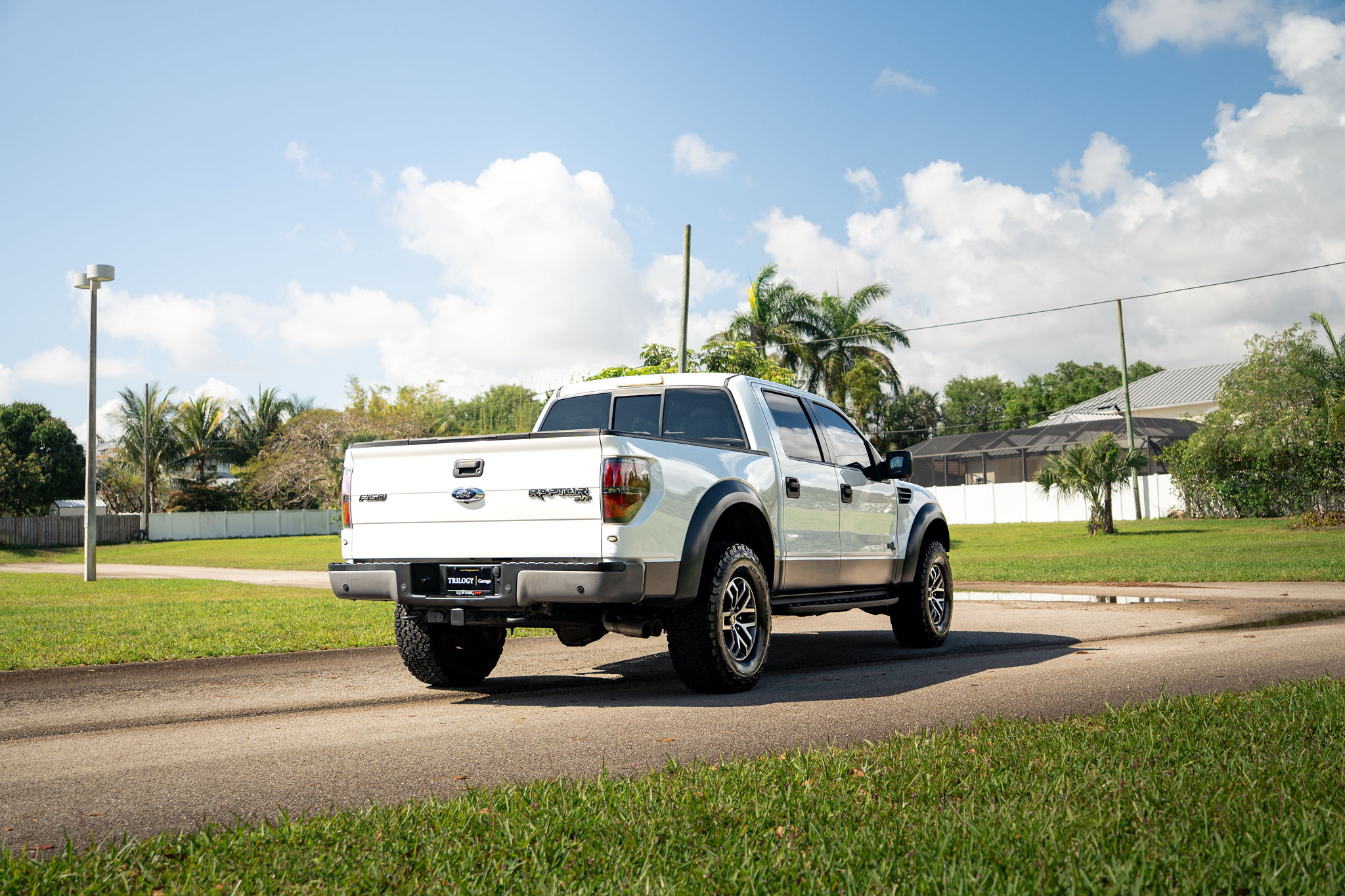 2014 Ford F-150 SVT Raptor Exterior 79