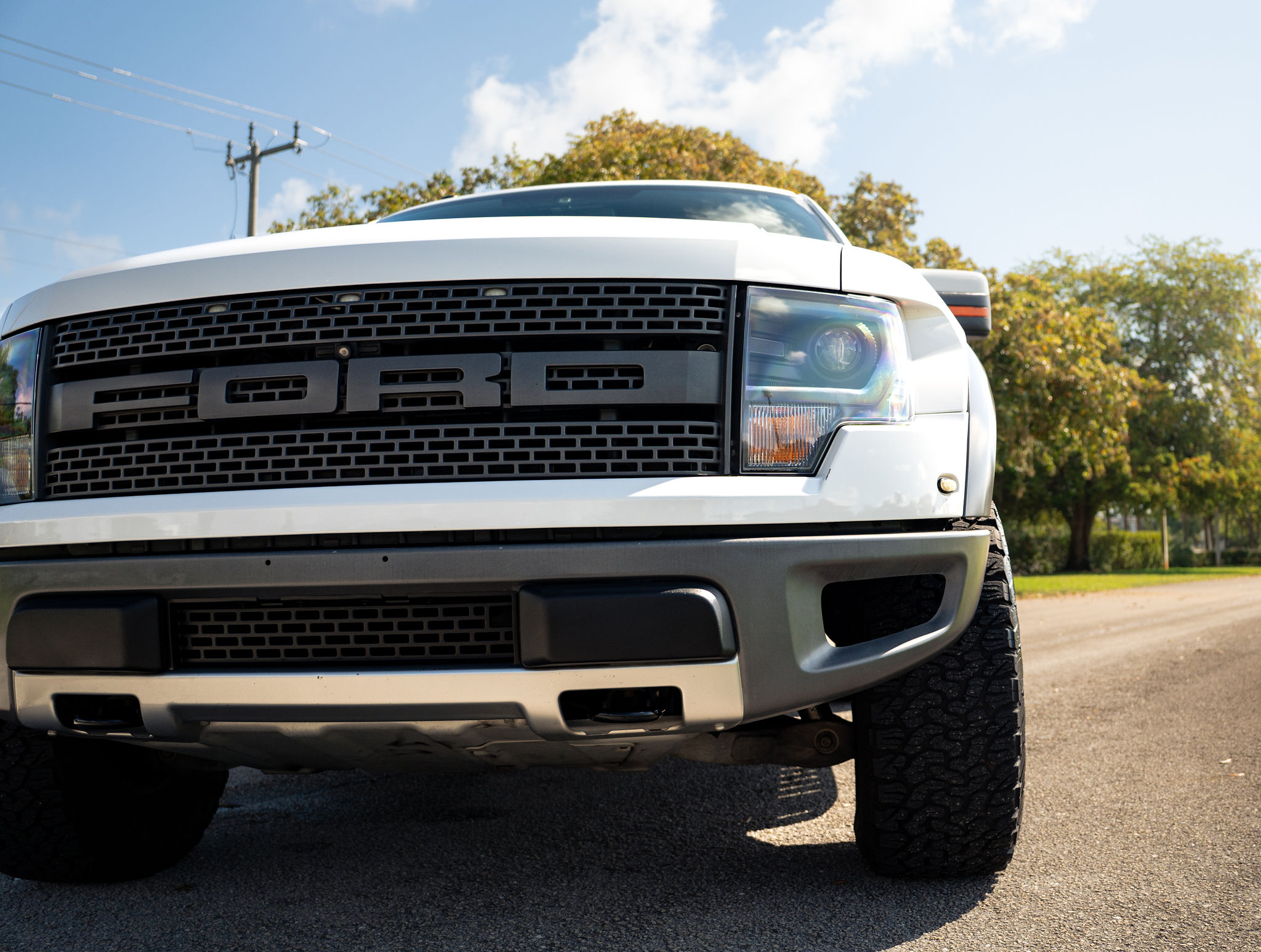 2014 Ford F-150 SVT Raptor Exterior 84
