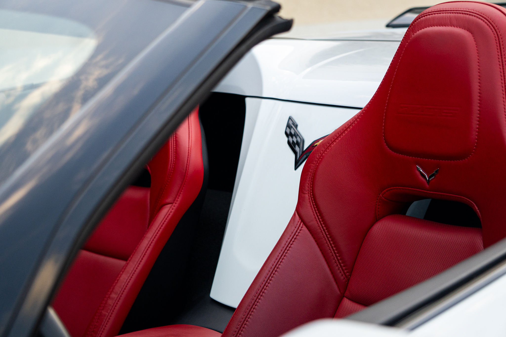 2015 Chevrolet Corvette Z06 Convertible Exterior 13