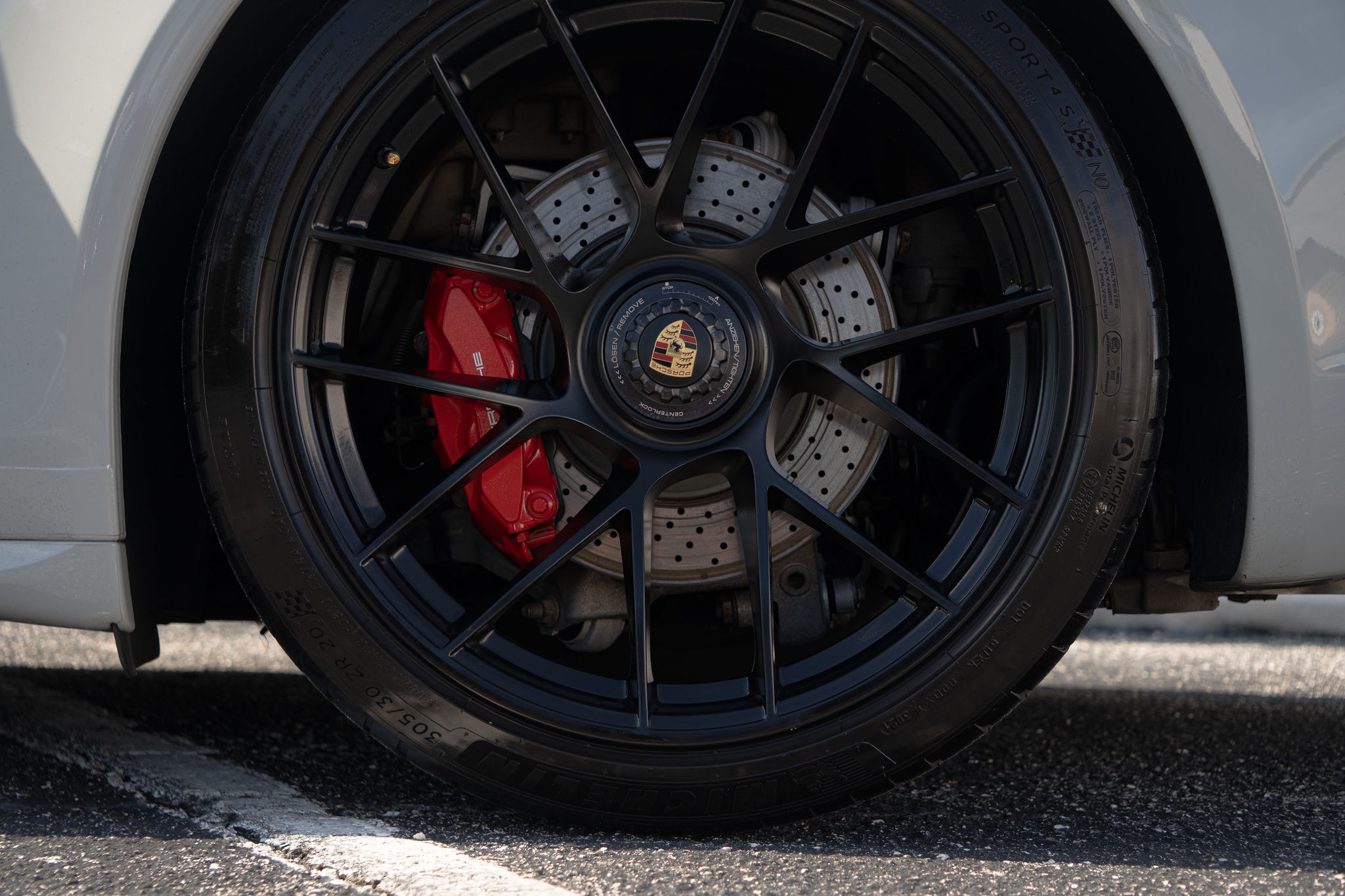 2017 Porsche 911 Targa 4 GTS Exterior 5